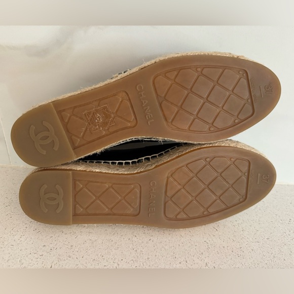 CHANEL CC Logo Black Leather Espadrille Flats EU 37 - Picture 12 of 12